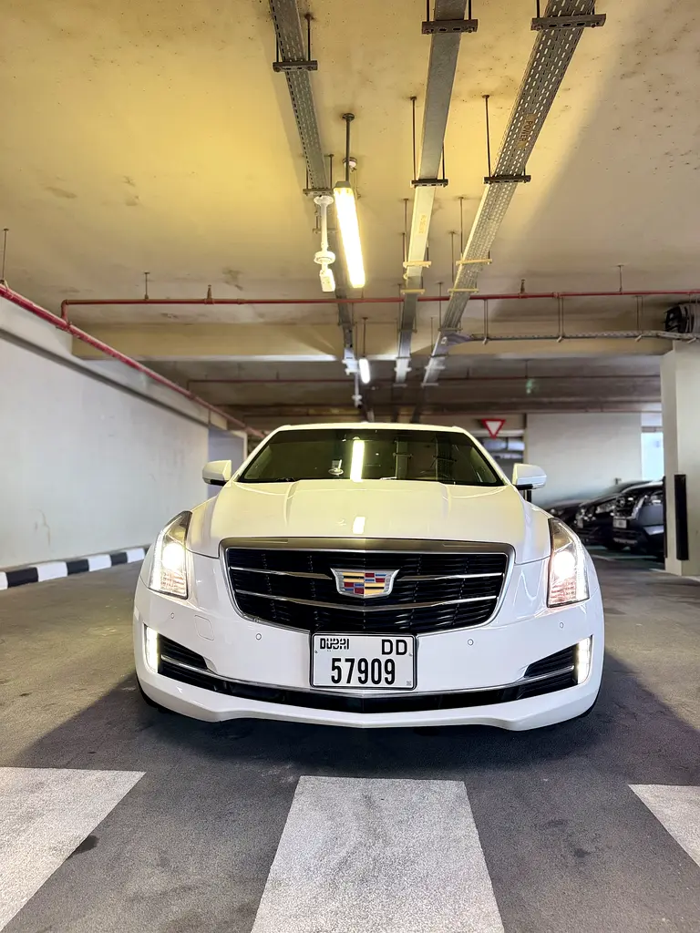 Cadillac ATS 2017 — photo 1 of 17