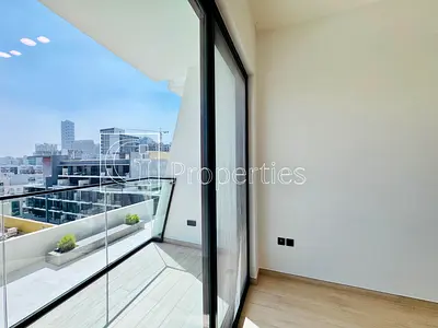 Spacious 1BR | Beautiful View | Great Price