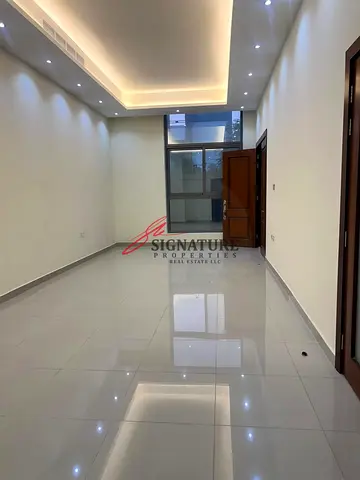 SPACIOUS 7 BEDROOM VILLA AVAILABLE FOR SALE MOWHIAT 3