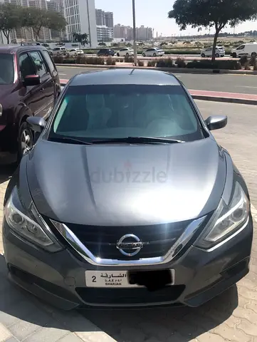 Amazing Nissan Altima SV 2017, American Specs - clean Car