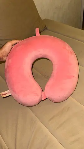 Neck pillow 10 AED 💰