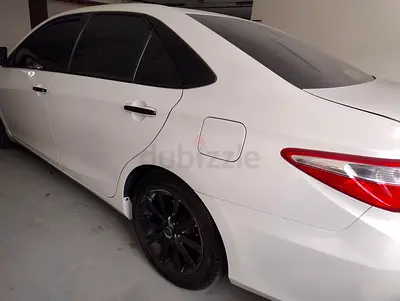 Toyata Camry white