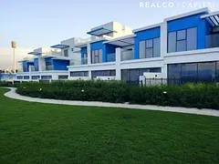 Corner Unit | Single Row 5BR Townhouse | Private Garden | Santorini