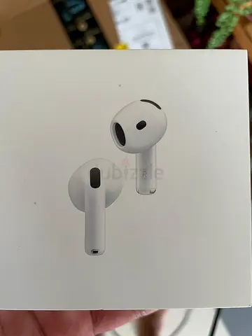AirPods 4 ANC