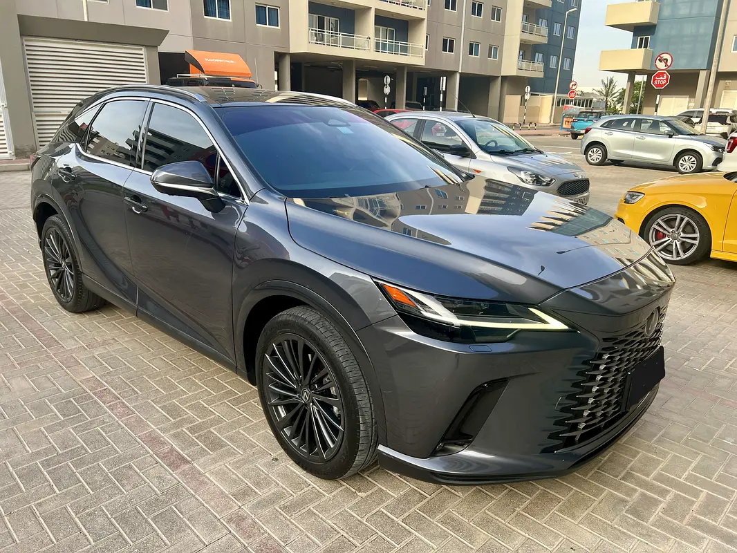 Lexus RX-Series 2024 — photo 1 of 4