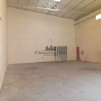 Code 3154 annual warehouse for rent in Umm Al Quwain located in a strategic area close to all essential services with easy access to main roads