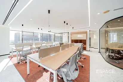 Vacant | High End Turnkey | Prime Location
