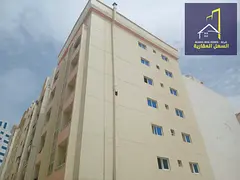 Building for sale in Al-Naba'a area, excellent location, second building from the main road.