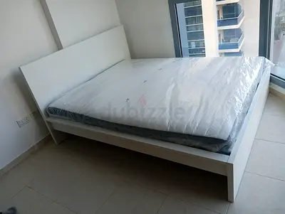 Ikea malam king size bed frame with Ikea mattress 180×200cm is available in excellent condition