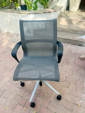 Herman miller Stue mesh chair