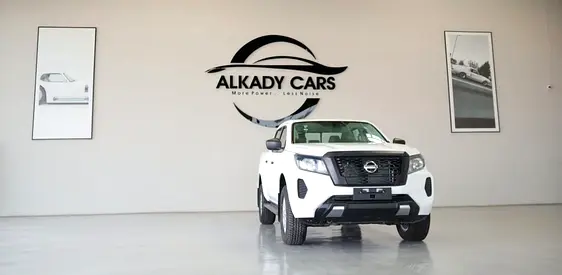 NISSAN NAVARA 2.5 PETROL SE 4X2 MT DC PLUS 2023