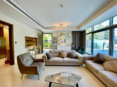 Elegant Corner 5BR + Maid Villa | 2 Months free | Private Pool | 2 Parkings