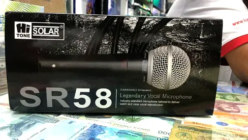 Hi Tone Solar Wireless Microphone- Brand New