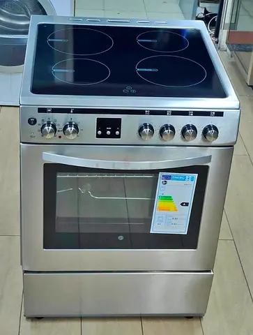 Hoover induction Cooker.60cm perfect condition excellent