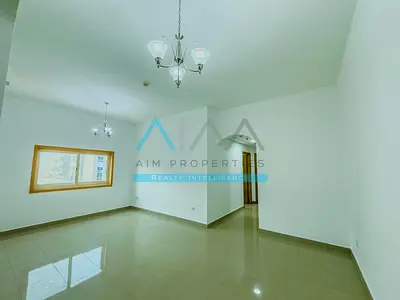 شقة بغرفتي نوم | مبنى خان صاحب | إطلالة على وسط المدينة