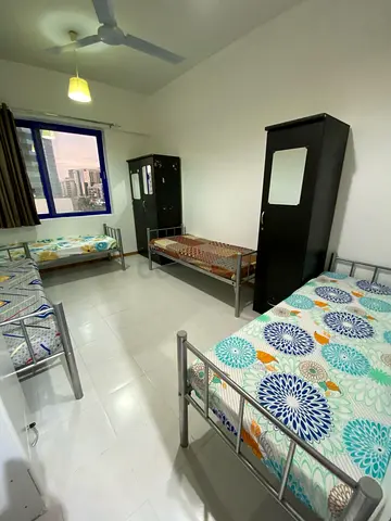 EXECUTIVE FEMALE BED SPACE/NON SMOKING/ DAILY CLEANING/- India/ Srilanka/ Nepal/ Myanmar-AL RIGGA