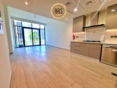 Corner Unit // Chiller Free || Bigger Size 3-bedroom with Swimming pool & Community View || Prime Location