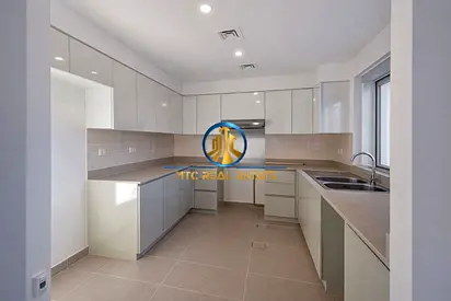 3 BHK + MAID | SPACIOUS | READY TO MOVE | PRIME LOCATION