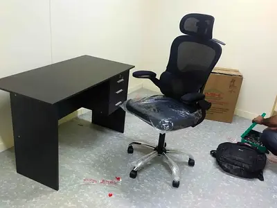 We are selling ergonomic Office Chair adjustable office table