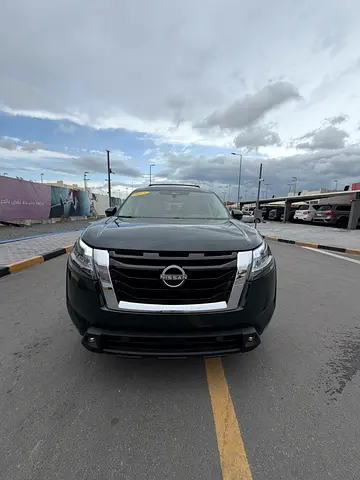 Nissan Pathfinder Platinum 2022 - American Specs - GCC Car