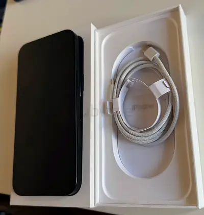 iPhone with original box and USB-C to Lightning cable - good condition battery  health %100 -