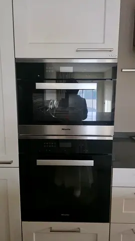 Miele built-in Steam microwave and oven sat latest model neat and clean good condition same like new