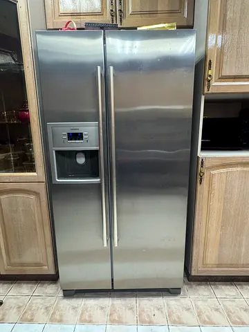 Siemens Fridge - move out sale