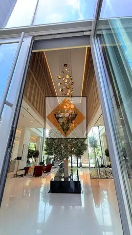 شقة فاخره للإيجار  في بنايه فيدا الجادة الشارقه أول ساكن