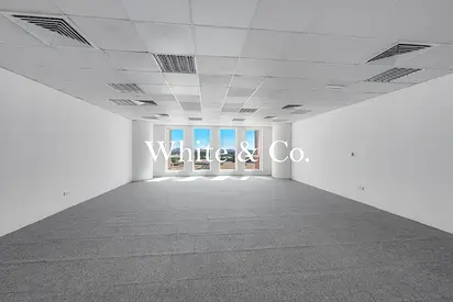 High-Floor Office | Open Layout | Racecourse View