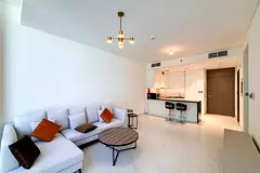 Lagoon View I Brand New I Vacant