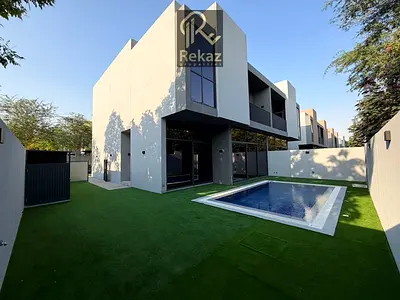 Semi Detached Villa With Pool | Corner | Freehold