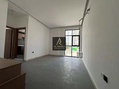 Brand-new apartment, first tenant One bedroom and living room with 2 bathrooms Built-in wardrobes Spacious layout Second row from the Corniche Very pr