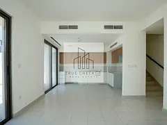 Brand New Unit | Unfurnished | Direct to Pool | Single Row