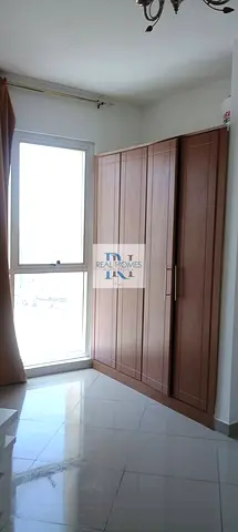 Lake View | Spacious | Lakeside Towers D