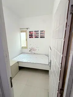 Big partition available for ladis and couple near Dubai border f24 for bus stop