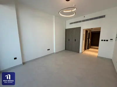 Ready-to-Move-In Studio | Prime Location