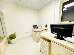 Brand new office |direct from Owner |near to Public Transport