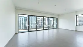 Corner Unit | Chiller Free | Available Now