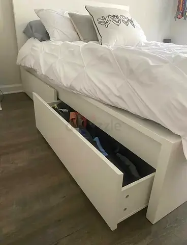 Ikea malm bed with ikea mattress