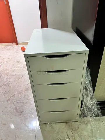 IKEA ALEX 5-drawer white chest (36x70 cm) - Excellent condition Original Price 395