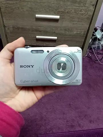 Sony Cybershot dsc w710