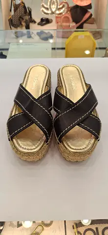 Black criss-cross platform sandals with gold insole – lightly used