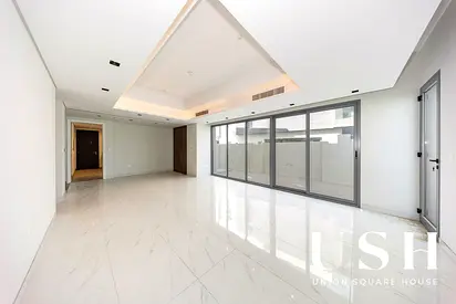 4BR Villa | Modern Closed Kitchen | Community Views