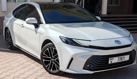 2025 Toyota Camry GLE - GCC Specs - Brand New!