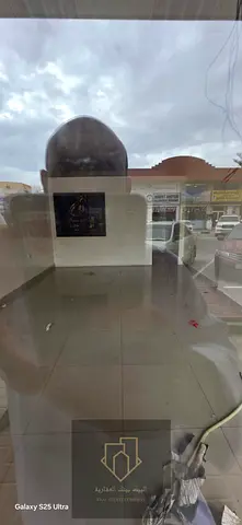 محل تجاري | مساحة كبيرة | موقع حيوي | مناسب لكافة الأنشطة التجارية