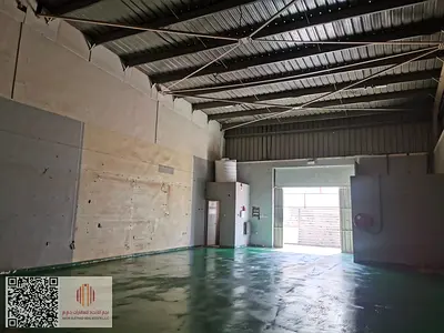 شبرة صناعية مميزة متاحة للإيجار السنوي في منطقة الجرف الصناعية 1 بعجمان، بموقع استراتيجي قريب من السوق الصيني عجمان، ما يجعلها مناسبة لمختلف الأنشطة ا
