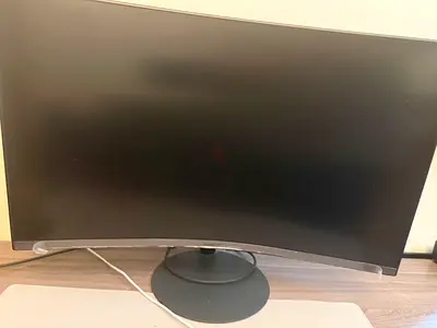 Samsung 27 Curved FullHD 1080p Monitor with Speakers, HDMI, Displayport