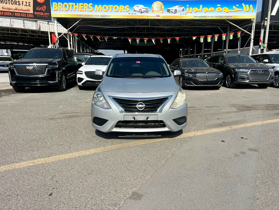 Nissan Sunny 2019 — photo 1 of 14