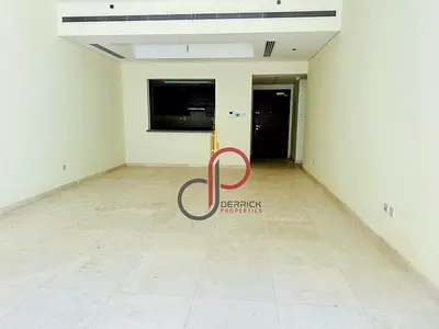 Spacious 1BR on high floor with balcony
