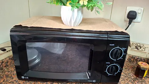 LG microwave oven